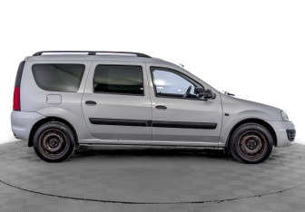 Подержанный автомобиль LADA (ВАЗ) Largus Wagon 2017 года (4 фото)