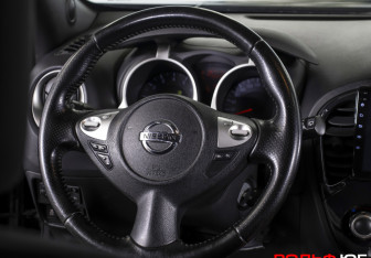 Подержанный автомобиль Nissan Juke 2011 года (13 фото)