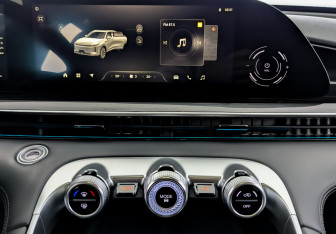 Подержанный автомобиль Exeed RX 2023 года (15 фото)