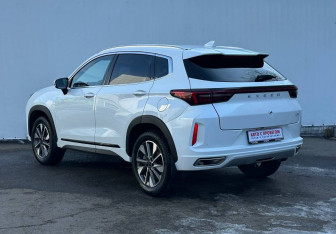 Подержанный автомобиль Exeed LX 2023 года (7 фото)