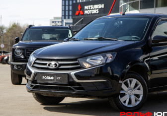 Подержанный автомобиль LADA (ВАЗ) Granta Liftback 2023 года (17 фото)