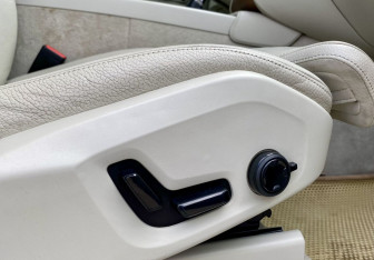 Подержанный автомобиль Volvo XC90 2015 года (23 фото)