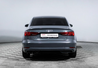 Подержанный автомобиль Audi A3 Sedan 2016 года (6 фото)