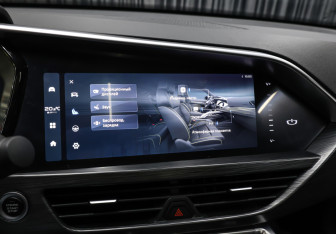 Подержанный автомобиль Geely Tugella 2023 года (19 фото)