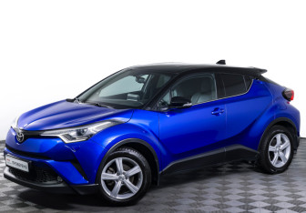 Подержанный автомобиль Toyota C-HR 2018 года (23 фото)