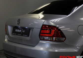 Подержанный автомобиль Volkswagen Polo Sedan 2017 года (21 фото)