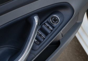 Подержанный автомобиль Ford Mondeo Sedan 2008 года (17 фото)