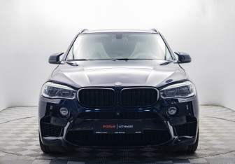 Подержанный автомобиль BMW X5 M 2015 года (8 фото)