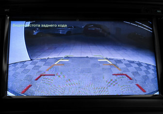 Подержанный автомобиль Volkswagen Multivan 2015 года (11 фото)