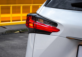 Подержанный автомобиль Lexus NX 2017 года (13 фото)