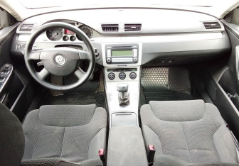 Подержанный автомобиль Volkswagen Passat Wagon 2008 года (11 фото)