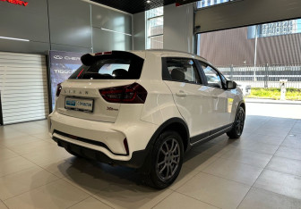 Подержанный автомобиль LIVAN X3Pro 2023 года (4 фото)