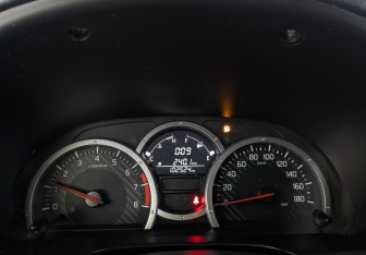 Подержанный автомобиль Suzuki Jimny 2018 года (16 фото)