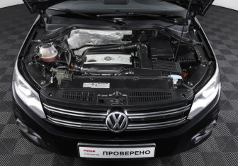Подержанный автомобиль Volkswagen Tiguan 2011 года (9 фото)