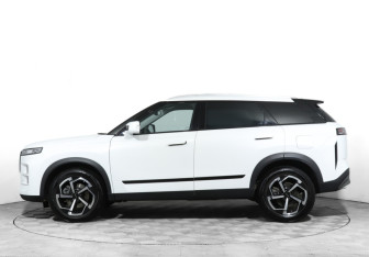 Подержанный автомобиль Jaecoo J7 2023 года (8 фото)