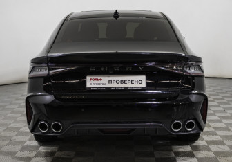 Подержанный автомобиль Chery Arrizo 8 2024 года (6 фото)