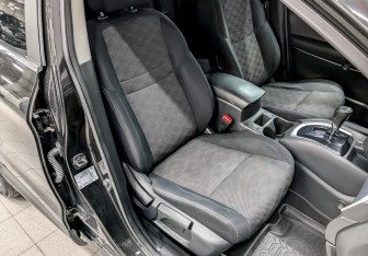 Подержанный автомобиль Nissan Qashqai 2014 года (21 фото)