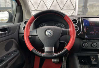 Подержанный автомобиль Volkswagen Golf Plus 2008 года (13 фото)