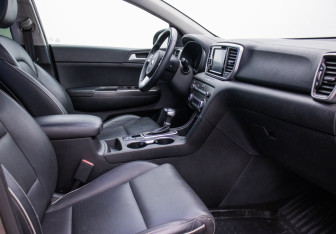 Подержанный автомобиль Kia Sportage 2018 года (9 фото)