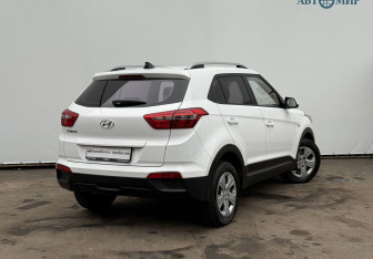 Подержанный автомобиль Hyundai Creta 2021 года (5 фото)