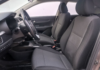 Подержанный автомобиль Kia Rio Hatchback 2018 года (10 фото)