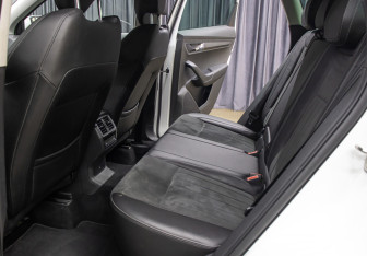 Подержанный автомобиль Skoda Karoq 2020 года (10 фото)