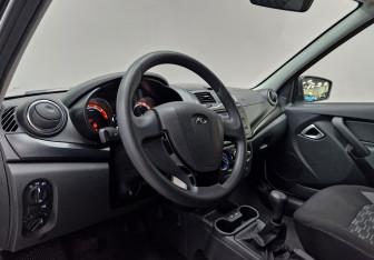 Подержанный автомобиль LADA (ВАЗ) Granta Wagon 2025 года (6 фото)