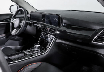 Подержанный автомобиль Kia Seltos 2024 года (9 фото)