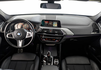 Подержанный автомобиль BMW X4 2021 года (14 фото)