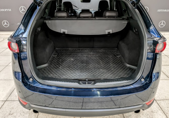 Подержанный автомобиль Mazda CX-5 2020 года (10 фото)