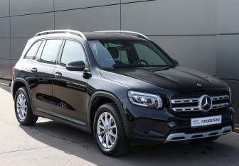 Подержанный автомобиль Mercedes-Benz GLB 2020 года (3 фото)