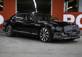 Новый Bentley Flying Spur 2023 (3 фото)