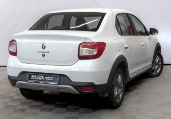 Подержанный автомобиль Renault Logan Sedan 2021 года (5 фото)