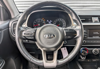 Подержанный автомобиль Kia Rio Hatchback 2021 года (21 фото)