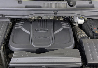 Подержанный автомобиль Geely Coolray 2023 года (9 фото)