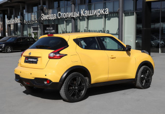 Подержанный автомобиль Nissan Juke 2017 года (5 фото)