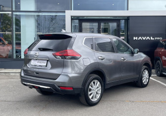 Подержанный автомобиль Nissan X-Trail 2019 года (5 фото)