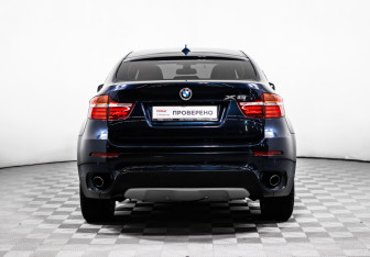 Подержанный автомобиль BMW X6 2013 года (6 фото)