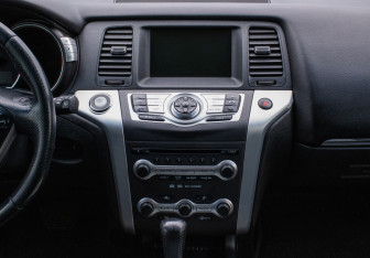 Подержанный автомобиль Nissan Murano Suv 2011 года (14 фото)