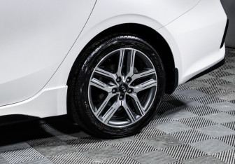 Подержанный автомобиль Kia Cerato Sedan 2020 года (15 фото)