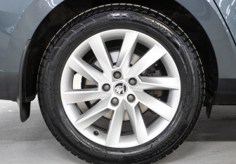 Подержанный автомобиль Skoda Superb Liftback 2019 года (25 фото)