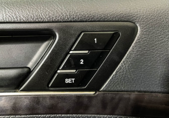 Подержанный автомобиль Hyundai ix55 2011 года (15 фото)