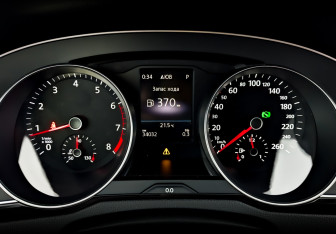 Подержанный автомобиль Volkswagen Passat Sedan 2020 года (13 фото)