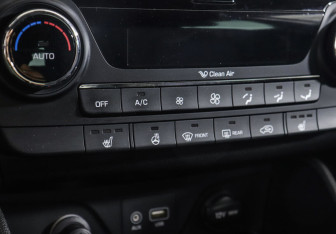 Подержанный автомобиль Hyundai Tucson 2017 года (10 фото)