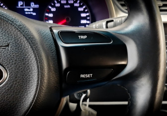 Подержанный автомобиль Kia Rio Hatchback 2021 года (25 фото)