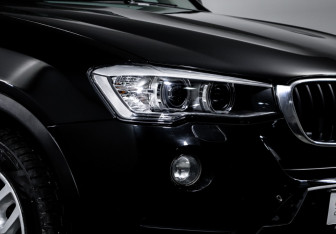 Подержанный автомобиль BMW X3 2014 года (16 фото)