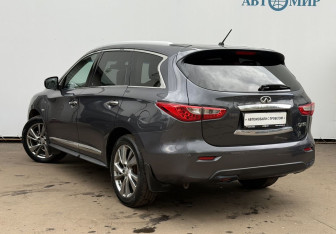Подержанный автомобиль Infiniti QX60 2014 года (7 фото)