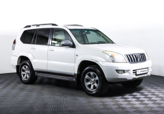 Подержанный автомобиль Toyota Land Cruiser Prado 2002 года (3 фото)