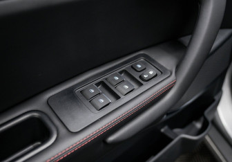 Подержанный автомобиль JAC JS3 2023 года (20 фото)