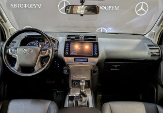 Подержанный автомобиль Toyota Land Cruiser Prado 2021 года (14 фото)